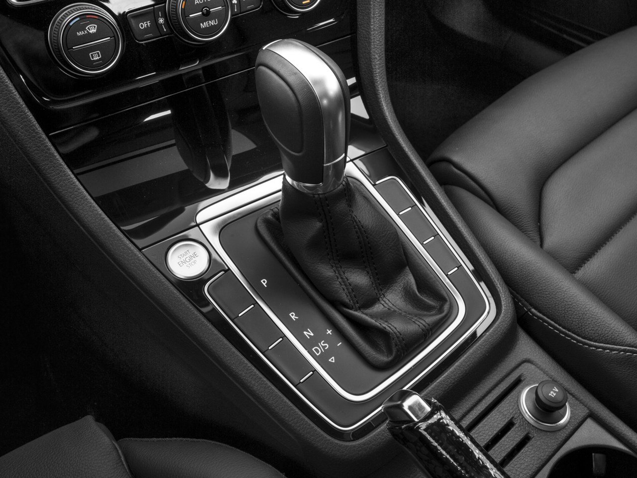 2016 Volkswagen Golf SportWagen S