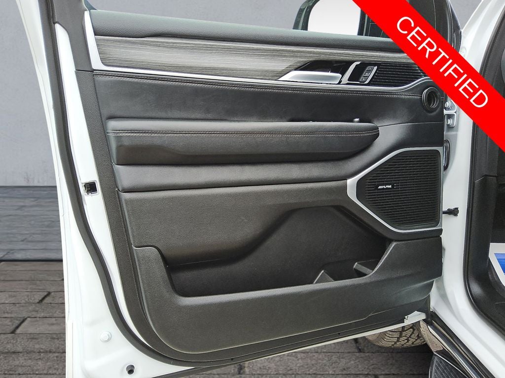 2024 Jeep Wagoneer L Series II 4x2