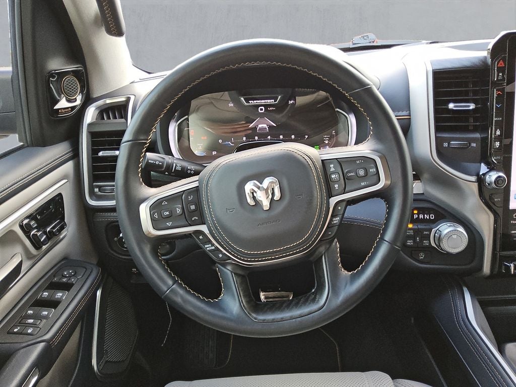 2025 RAM 1500 Tungsten Crew Cab 4x4 5'7' Box