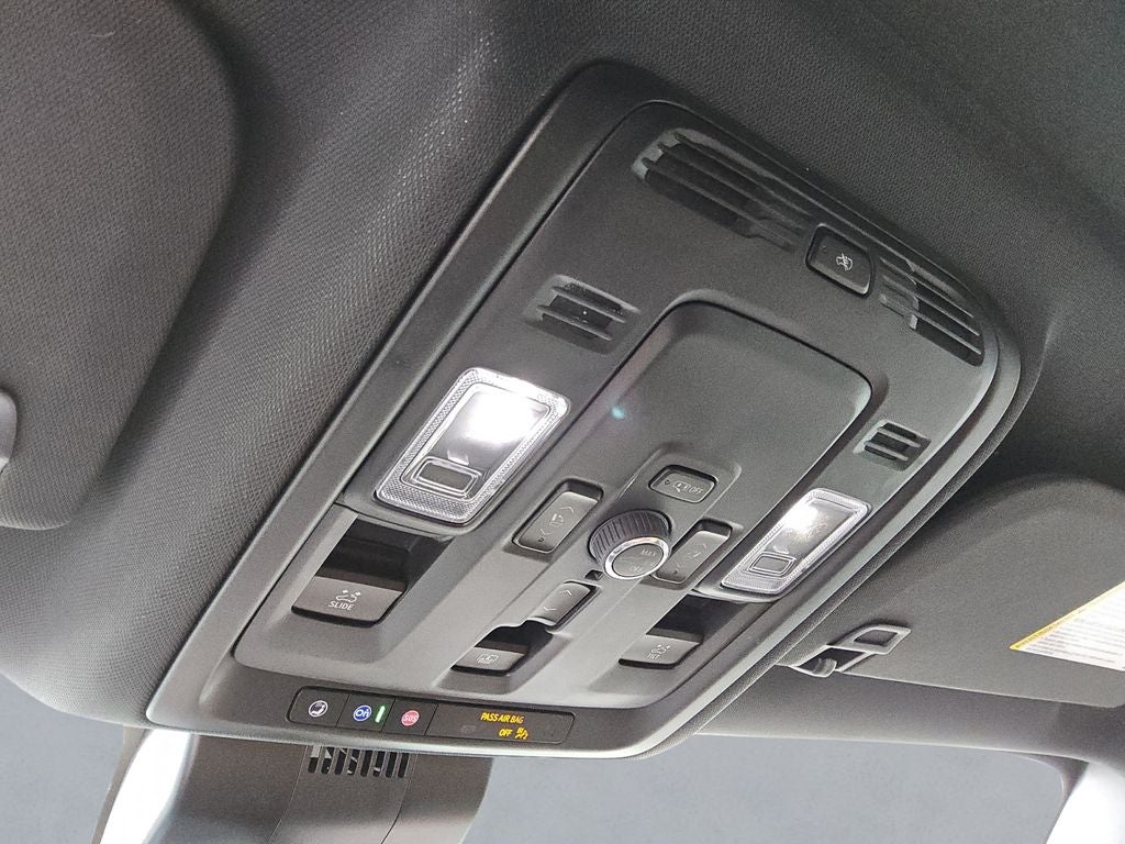 2025 Chevrolet Suburban 4WD High Country