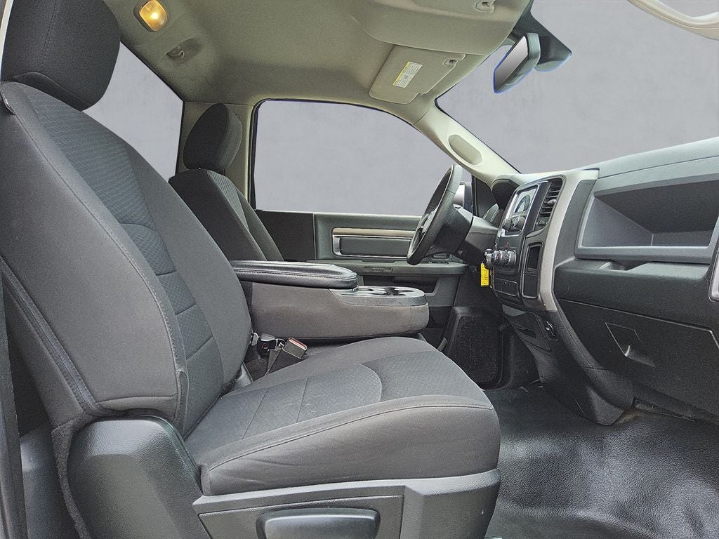 2019 RAM 1500 Classic Tradesman Regular Cab 4x2 8' Box
