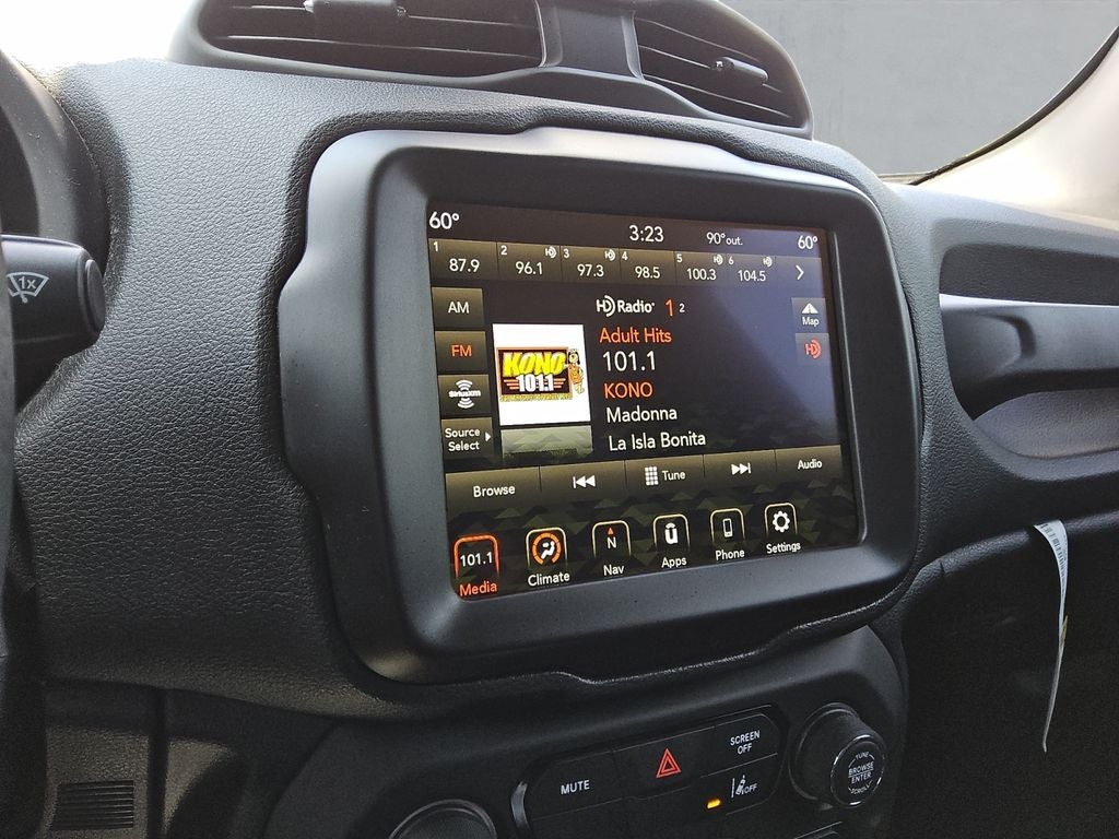 2022 Jeep Renegade Altitude 4x4