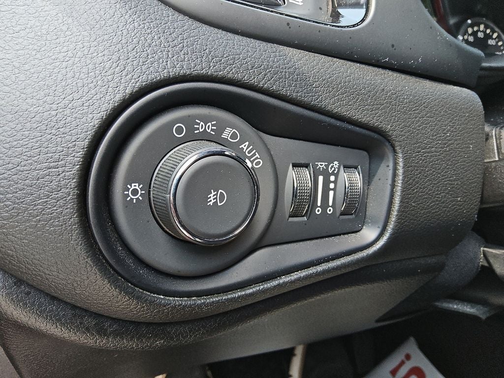 2022 Jeep Renegade Altitude 4x4