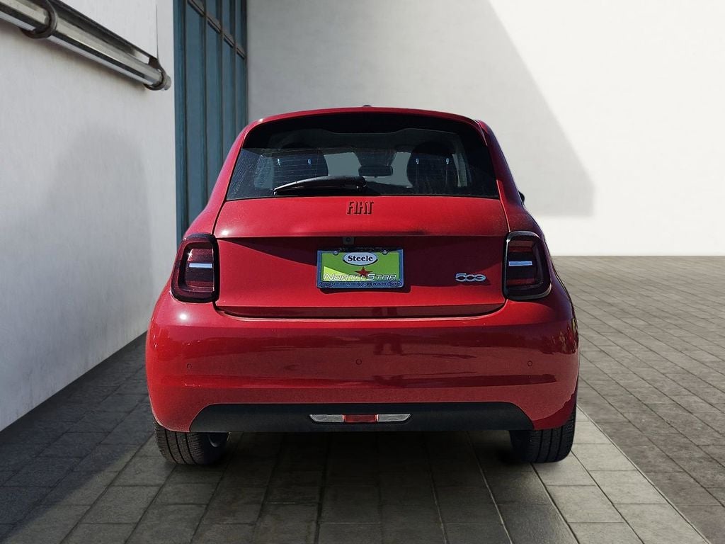 2024 FIAT 500e INSPI(RED) FWD