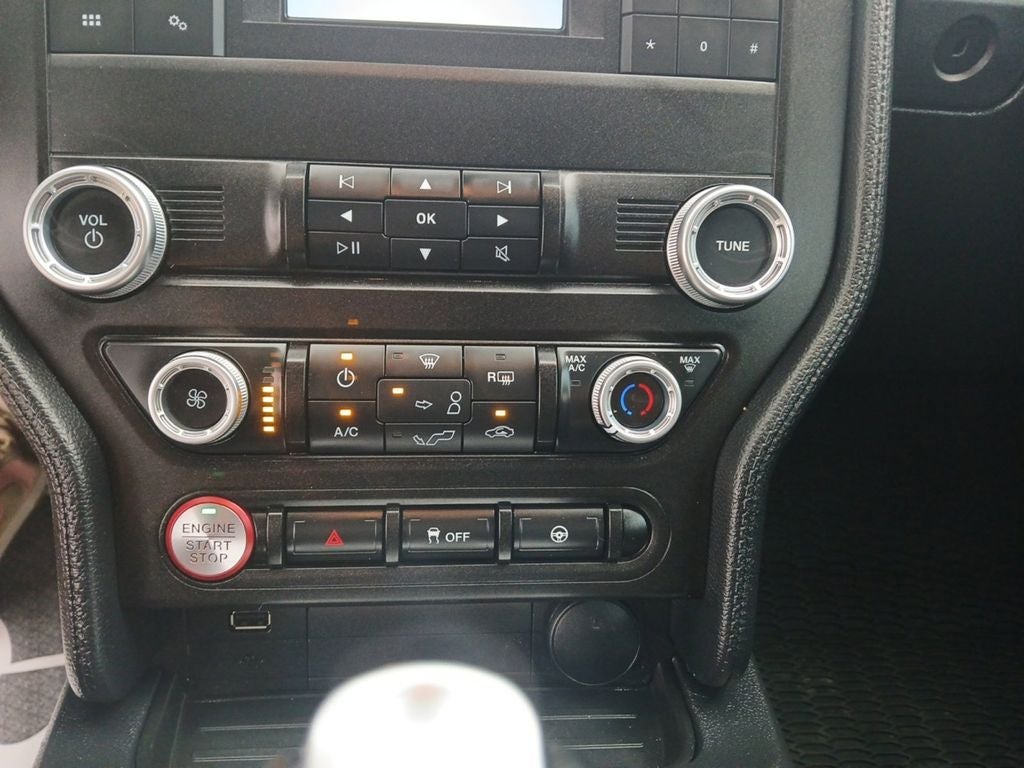 2022 Ford Mustang EcoBoost