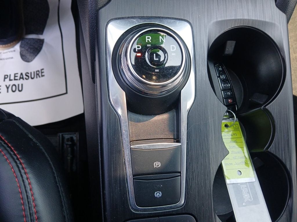 2025 Ford Escape ST-Line Select