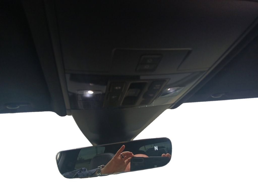 2023 Volkswagen Atlas Cross Sport 3.6L V6 SEL R-Line