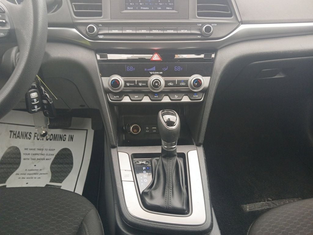 2020 Hyundai Elantra SE