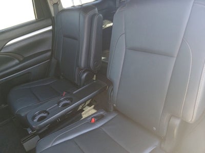 2016 Toyota Highlander XLE V6