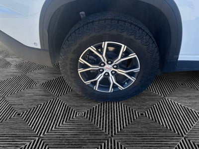 2025 GMC Acadia AT4
