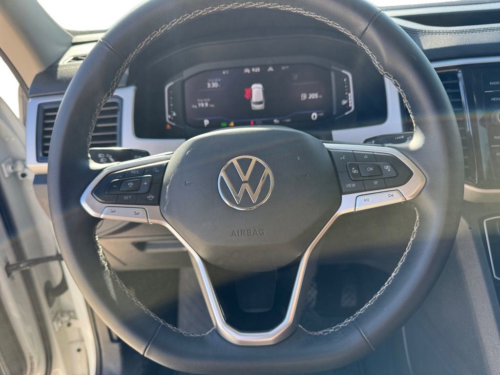 2022 Volkswagen Atlas 3.6L V6 SE w/Technology