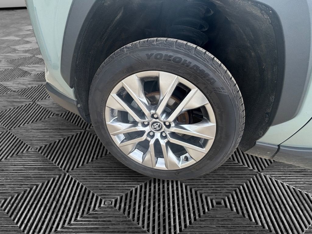 2020 Toyota RAV4 XLE Premium