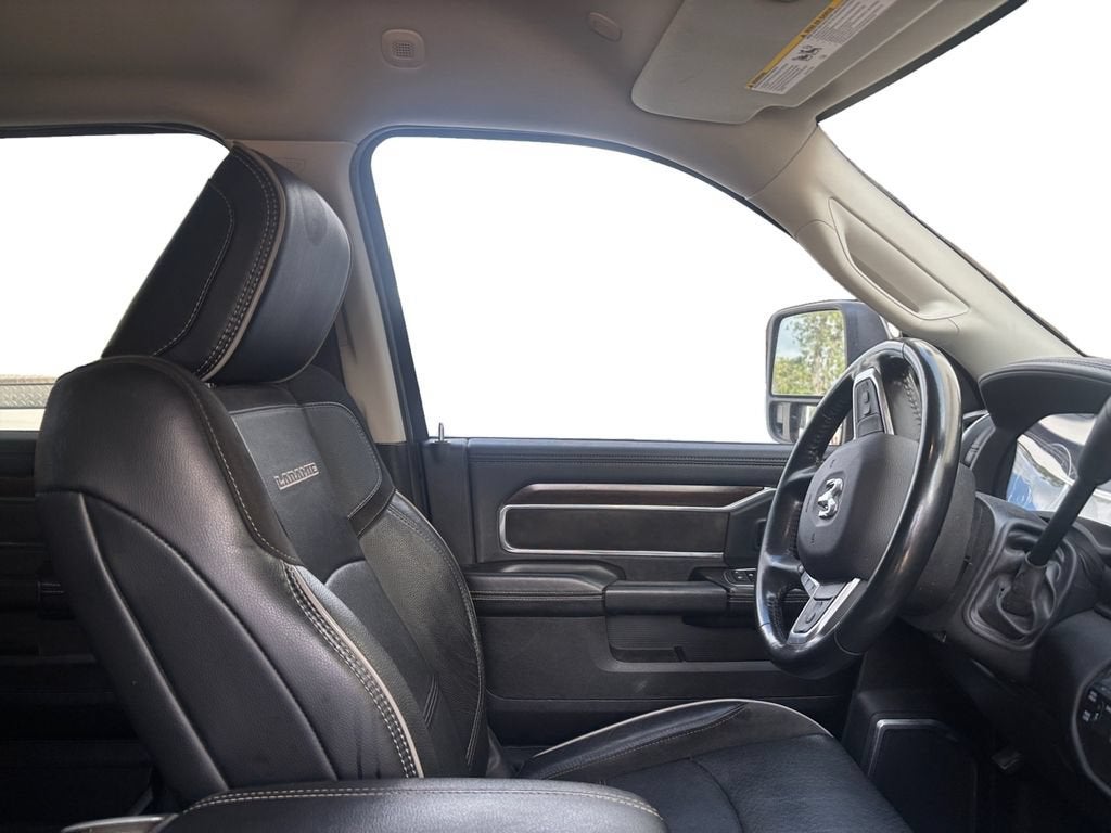2023 RAM 2500 Laramie Crew Cab 4x4 6'4" Box