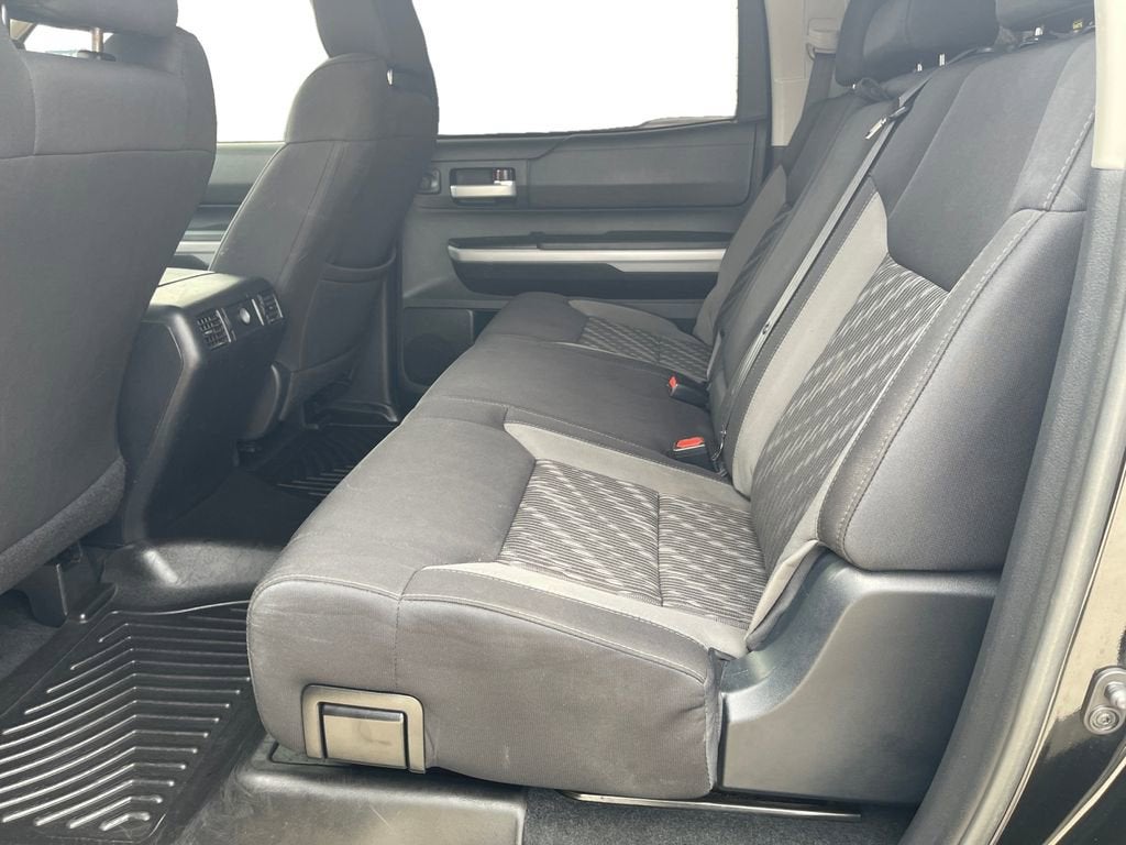 2018 Toyota Tundra SR5 5.7L V8