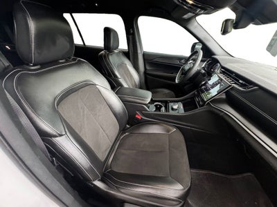 2023 Jeep Grand Cherokee L Altitude 4x2