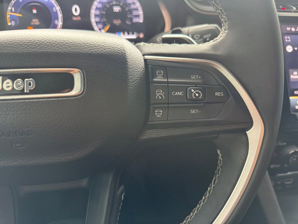 2023 Jeep Grand Cherokee L Altitude 4x2