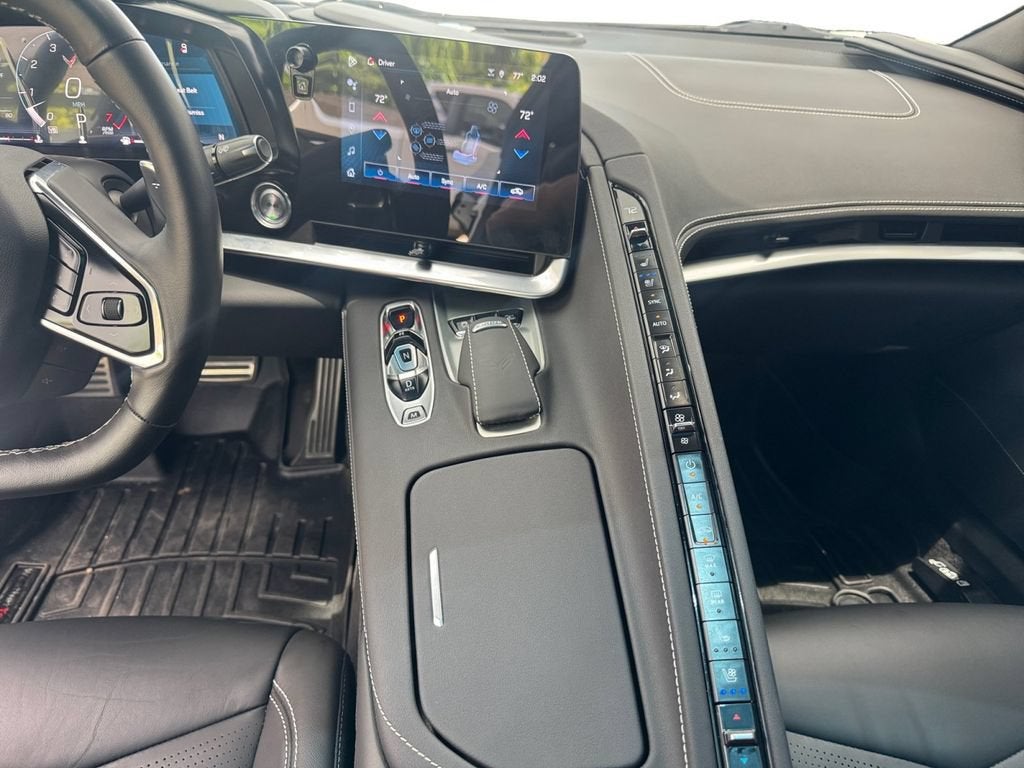 2024 Chevrolet Corvette 2LT - Photo 13