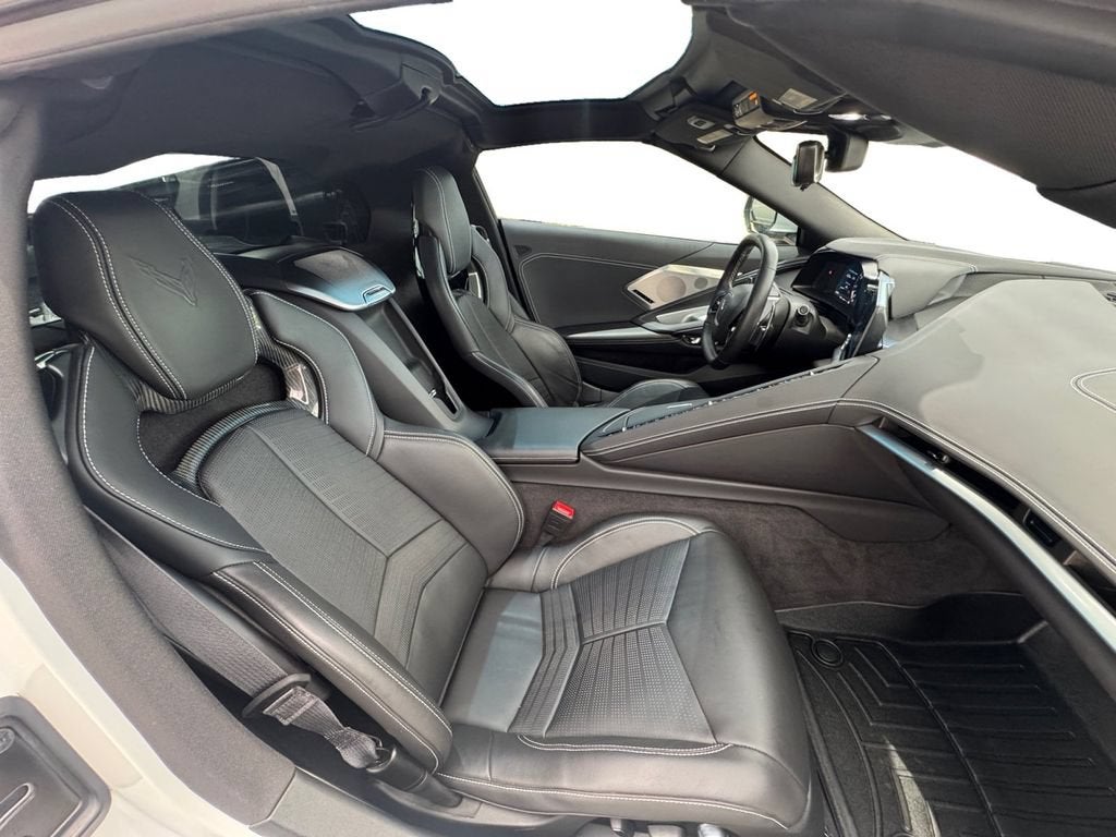 2024 Chevrolet Corvette 2LT - Photo 15