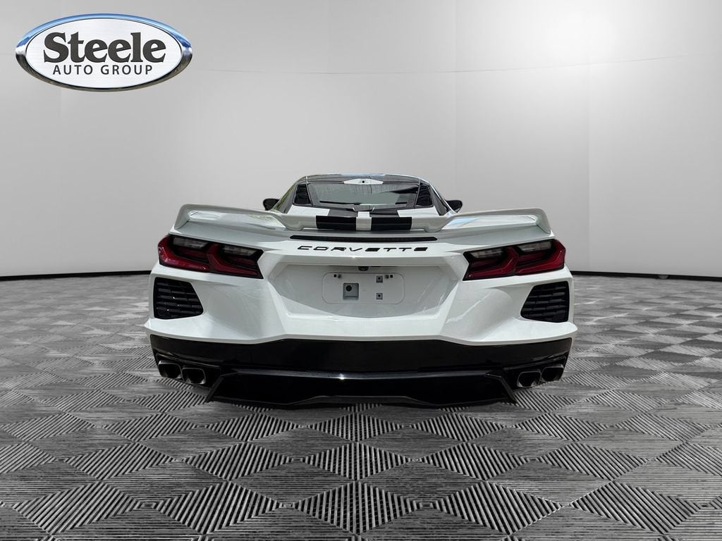 2024 Chevrolet Corvette 2LT - Photo 4
