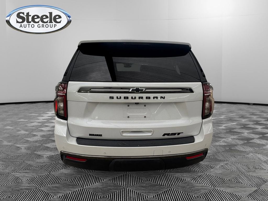 2022 Chevrolet Suburban RST