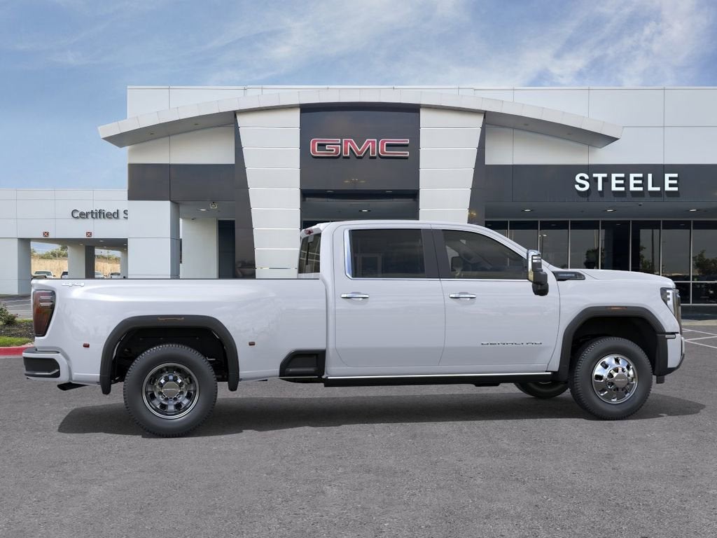 2026 GMC Sierra 3500 HD Denali Ultimate DRW