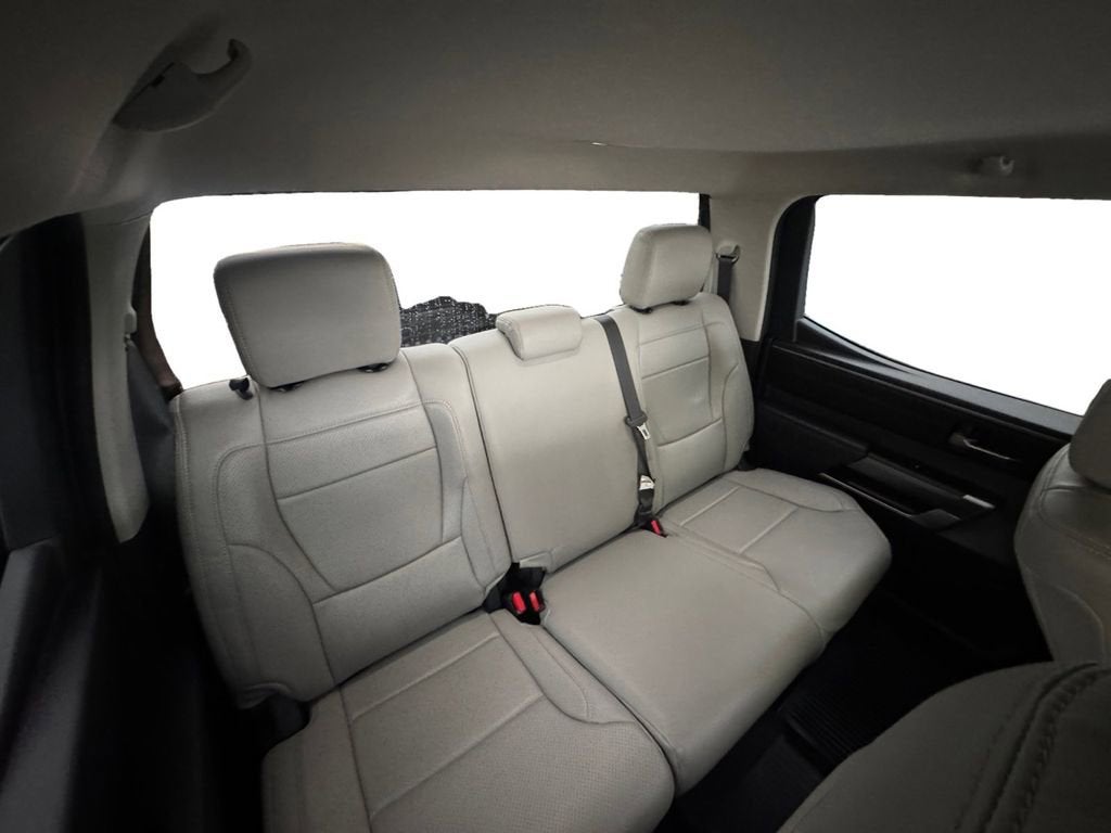 2023 Toyota Tundra 4WD SR5