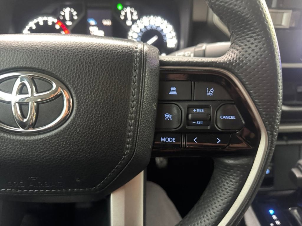 2023 Toyota Tundra 4WD SR5