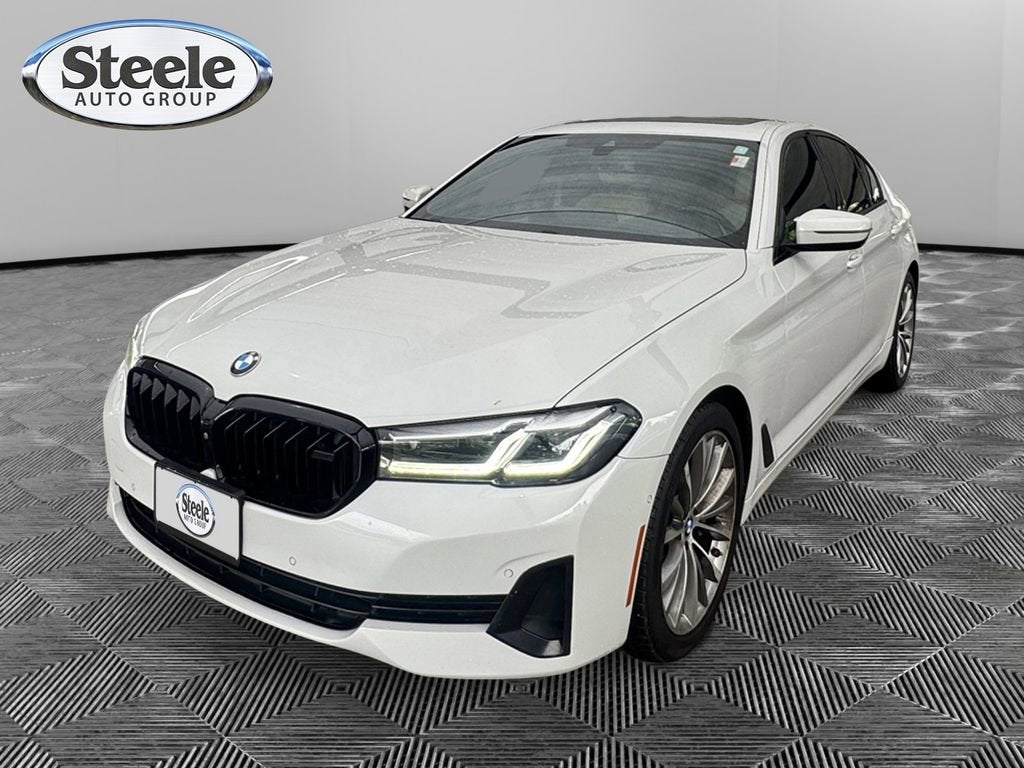 2021 BMW 5 Series 530i Sedan's photo
