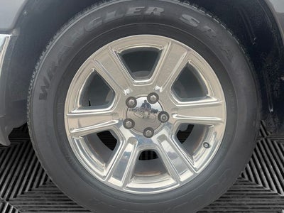 2019 RAM 1500 Classic Lone Star Silver Crew Cab 4x4 5'7' Box
