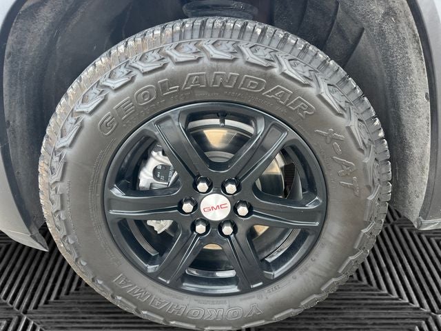 2021 GMC Acadia AWD AT4