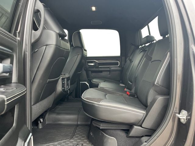 2025 RAM 3500 Laramie Crew Cab 4x4 8' Box