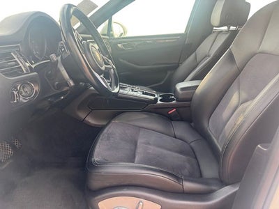 2019 Porsche Macan Base