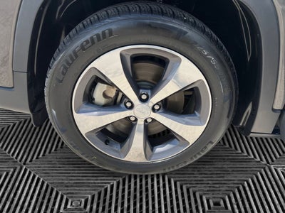 2019 Jeep Cherokee Limited FWD