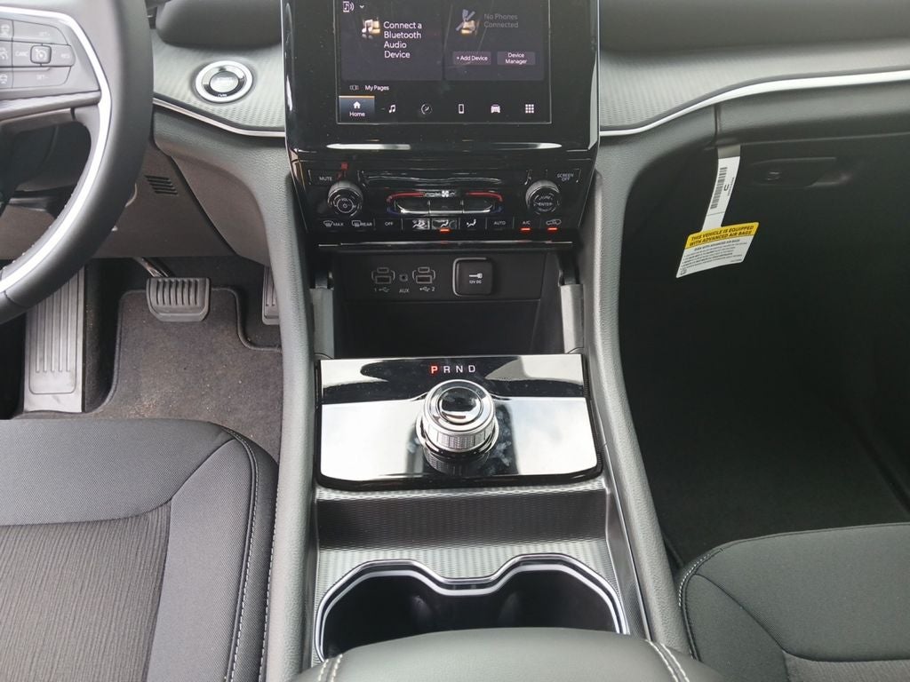 2024 Jeep Grand Cherokee Laredo X 4x4