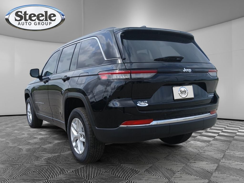 2024 Jeep Grand Cherokee Laredo X 4x4