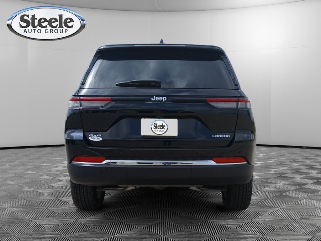 2024 Jeep Grand Cherokee Laredo X 4x4