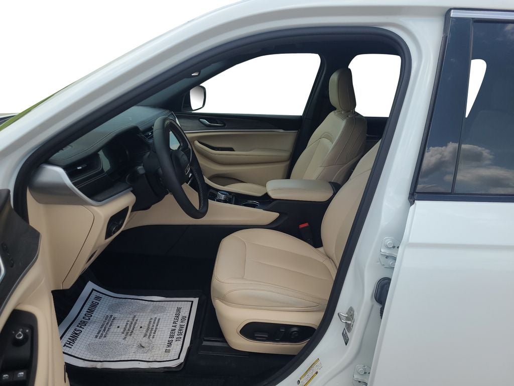 2024 Jeep Grand Cherokee L Limited 4x2
