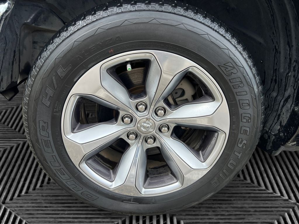 2021 RAM 1500 Limited Crew Cab 4x4 5'7' Box