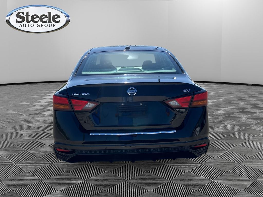 2022 Nissan Altima SV FWD