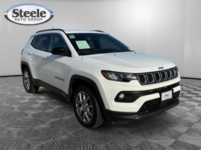 2023 Jeep Compass Latitude Lux FWD