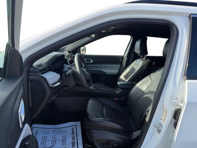 2023 Jeep Compass Latitude Lux FWD