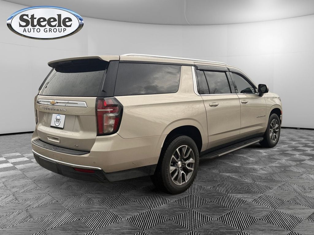 2022 Chevrolet Suburban LT