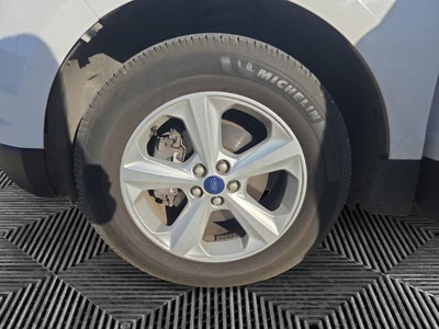 2015 Ford Edge SE