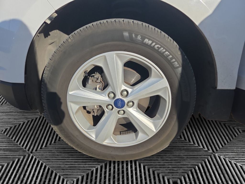2015 Ford Edge SE