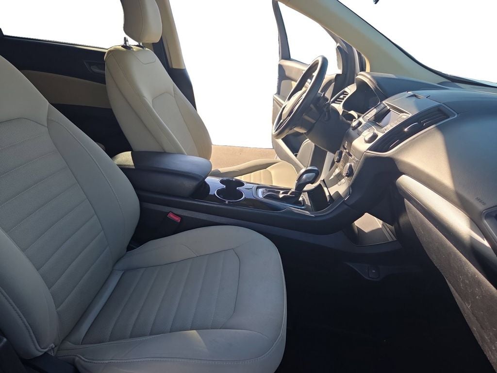 2015 Ford Edge SE