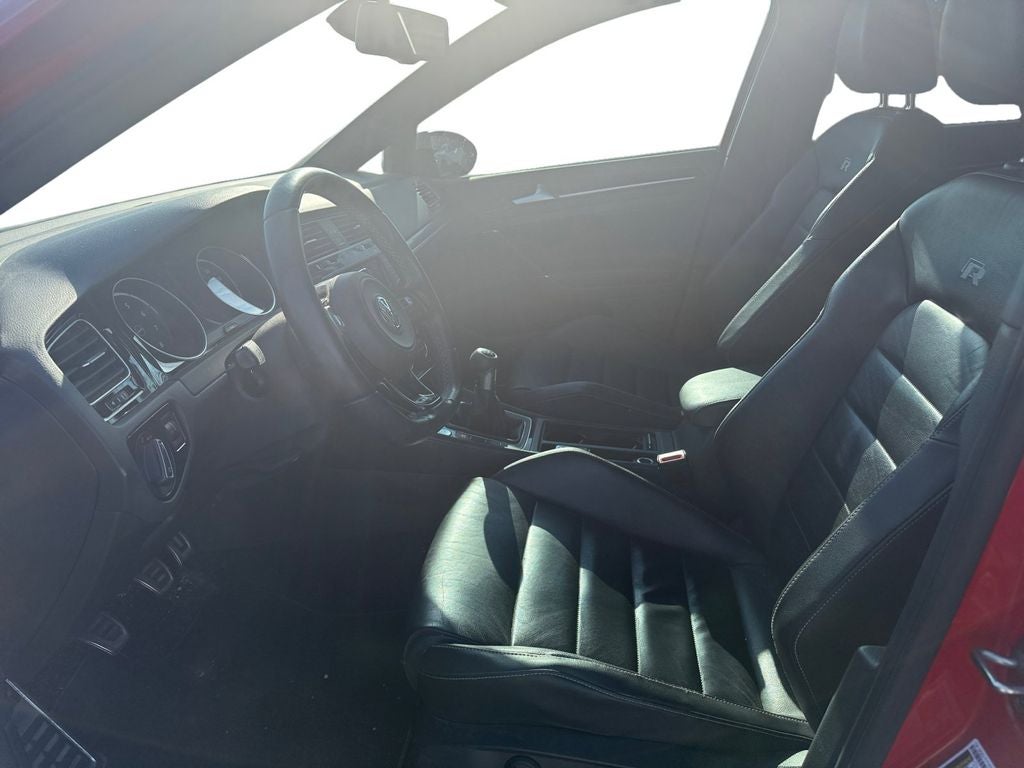 2016 Volkswagen Golf R Base 4Motion