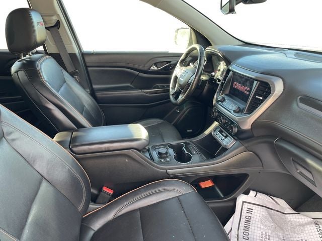2020 GMC Acadia AT4