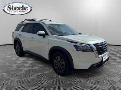 2023 Nissan Pathfinder SV